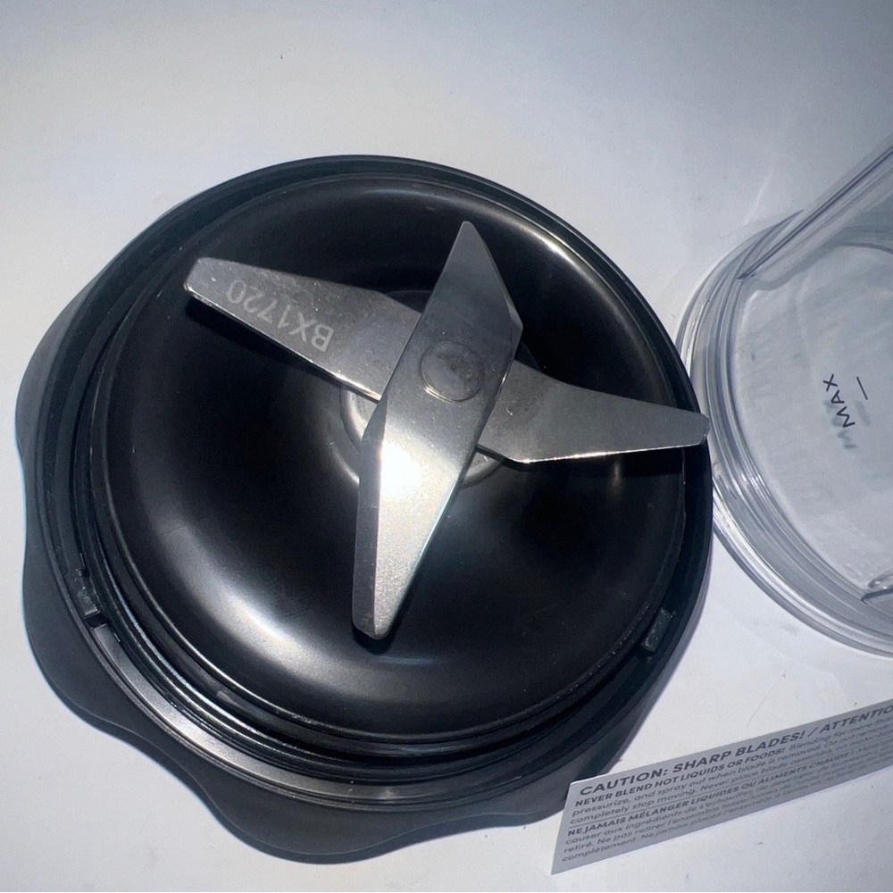 NutriBullet 32 oz Blender Cup & Lid Extractor Blade Genuine OEM Clear Drink - Picture 8 of 8